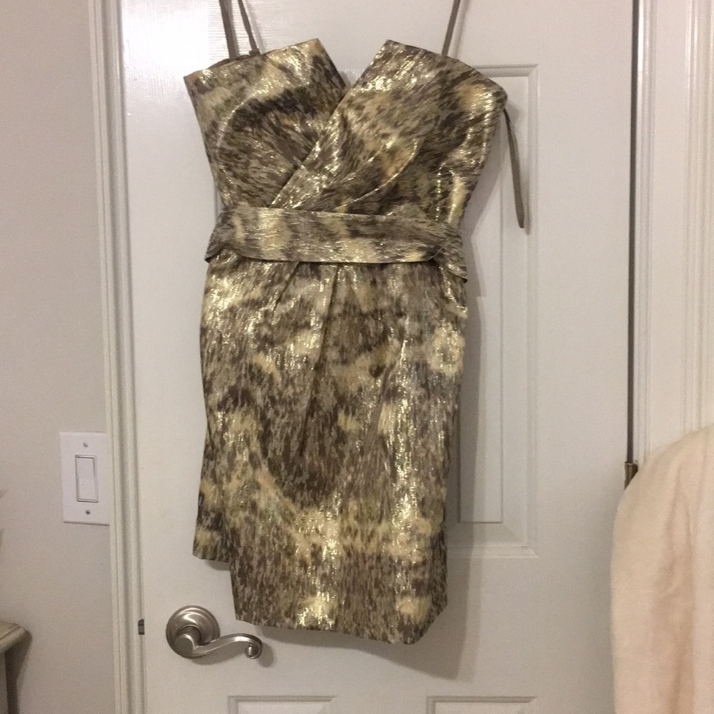 Gianni Bini strapless metallic cocktail dress